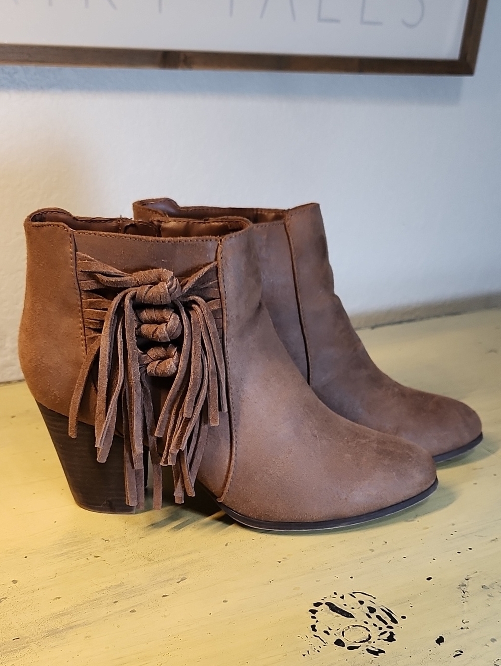Crown Vintage Brown Fringe Wedge Ankle Boots Size 10